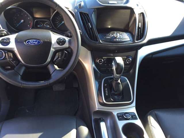 Ford Escape 2013 photo 18